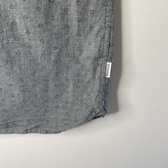 VOYAGER Shirt Mens Medium M Gray Geometric Print Button Up Cotton Stretch - Picture 3 of 7